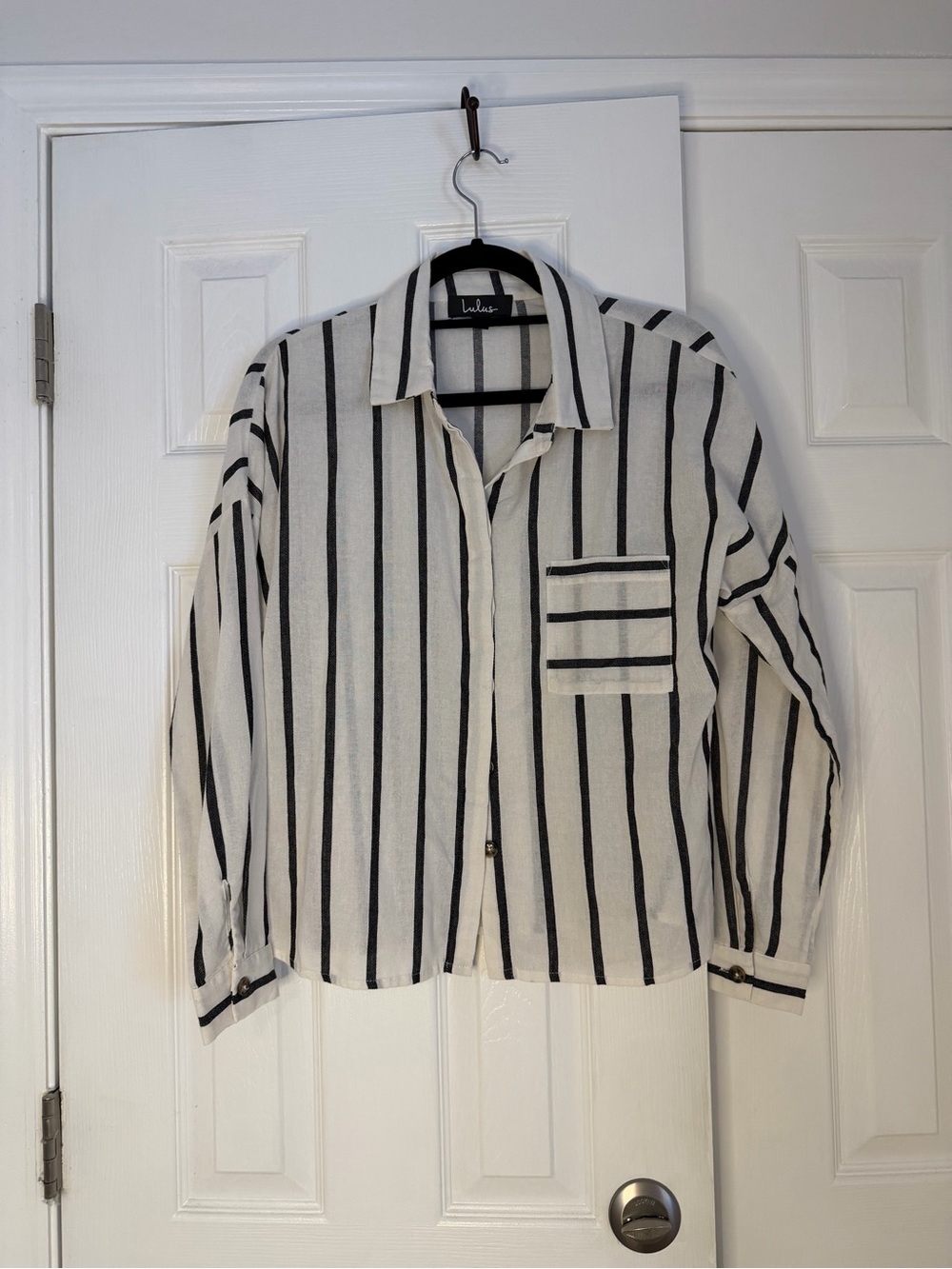 Lulu's Black & Cream Striped Button-Up Cropped Shirt